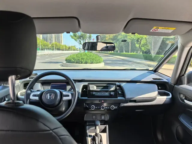 Honda Fit — Фото автомобиля 5