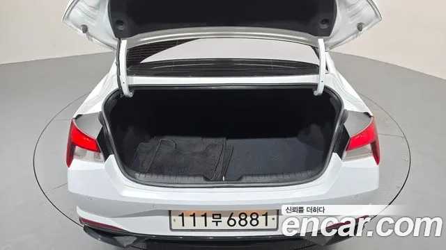 Hyundai Avante CN7 — Фото автомобиля 21
