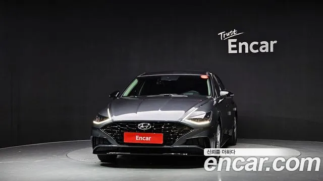 Hyundai Sonata — Фото автомобиля 3
