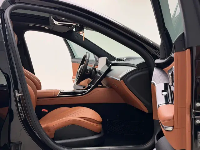Mercedes-Benz S-Class — Фото автомобиля 13