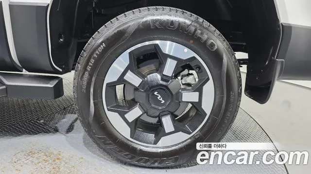 Kia Tasman Tasman 2.5T Бензин 2WD — Фото автомобиля 20