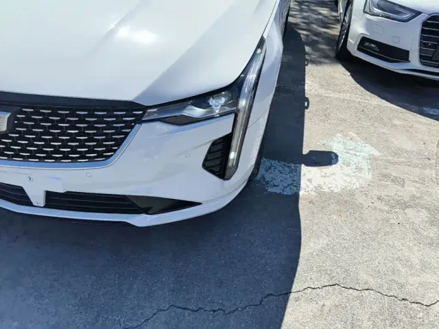 Cadillac CT4 — Фото автомобиля 23