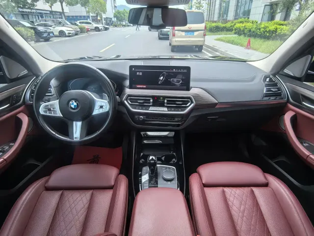 BMW X3 — Фото автомобиля 13