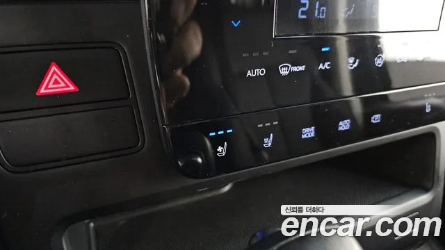 Hyundai Staria Staria Карго 3 места — Фото автомобиля 19
