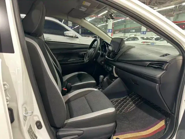 Toyota YARiS L Zhi Xuan — Фото автомобиля 11