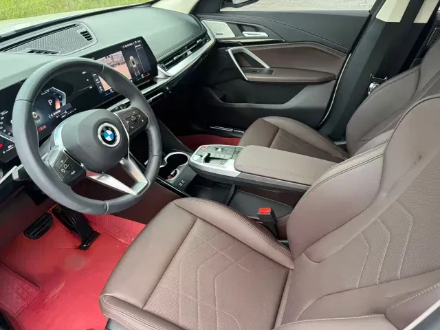 BMW X1 — Фото автомобиля 10