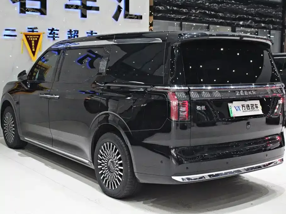 ZEEKR Zeekr 009 2024 7-Seat Aisle AWD Version 108kWh — Фото автомобиля 16