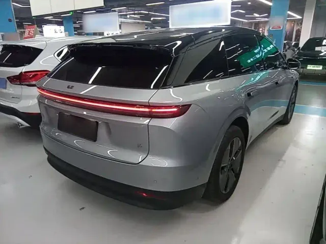Li Auto i6 — Фото автомобиля 6