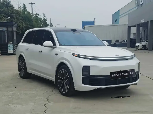 Li Auto L9 — Фото автомобиля 3