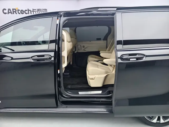 Toyota Granvia — Фото автомобиля 14