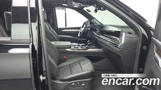 Cadillac Escalade — Фото автомобиля 11