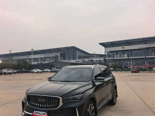 Фотография автомобиля — Geely Xingyue L