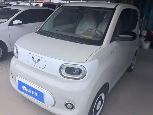 Фотография автомобиля — Wuling Hongguang Mini EV