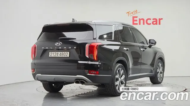 Hyundai Palisade Palisade Дизель 2.2 2WD — Фото автомобиля 2