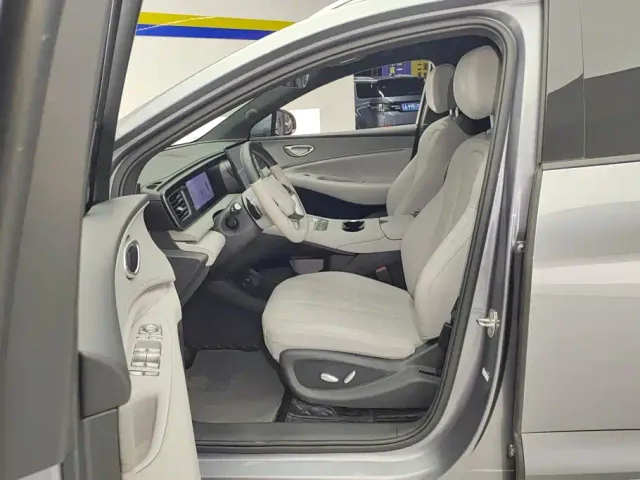 BYD Sealion 06 — Фото автомобиля 7