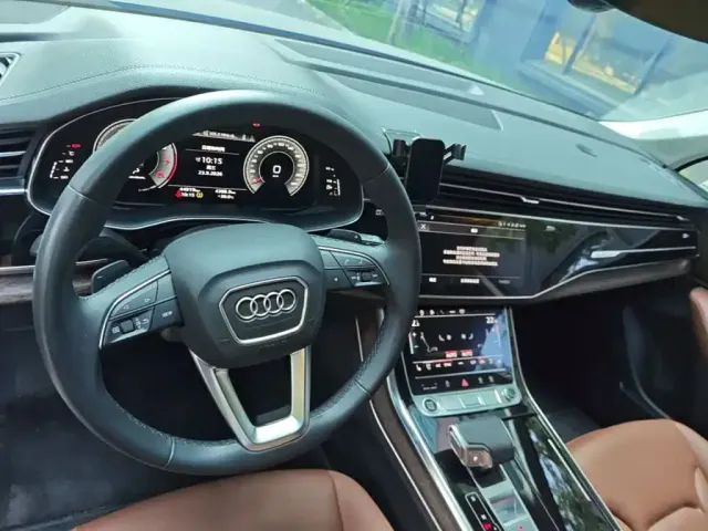 Audi Audi Q7 2023 55 TFSI quattro S line Sport — Фото автомобиля 11
