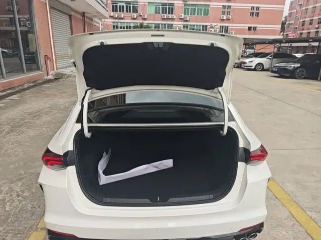 GAC Trumpchi Trumpchi Emkoo 2021 270T DCT J15 Edition — Фото автомобиля 18