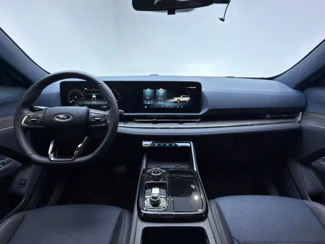 Ford Lingrui — Фото автомобиля 11