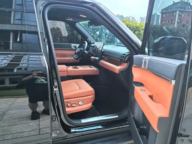 BYD FangChengBao Titanium 7 — Фото автомобиля 9