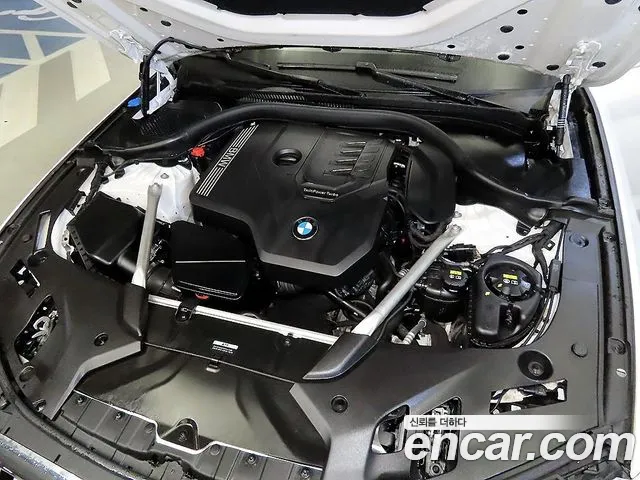 BMW 5 Series G30 — Фото автомобиля 19