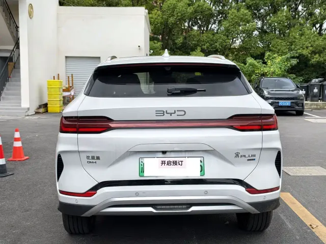 BYD Song PLUS — Фото автомобиля 8