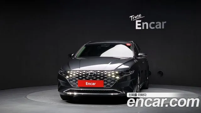 Hyundai Grandeur New — Фото автомобиля 3