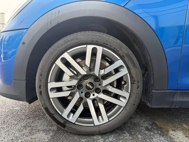 MINI Hatch — Фото автомобиля 9