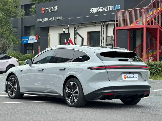 Nio ET5 Touring — Фото автомобиля 6