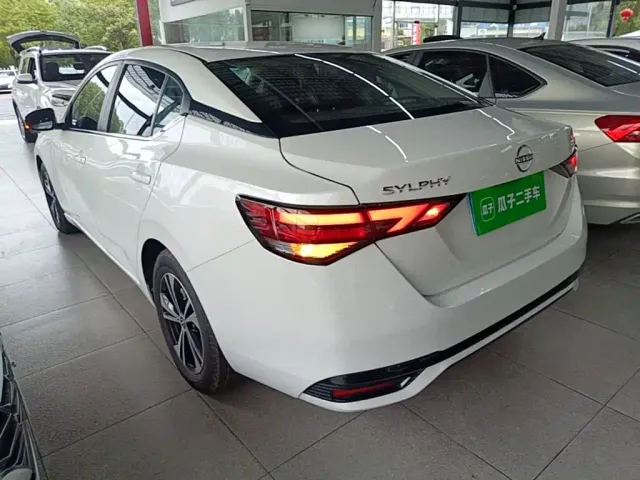 Nissan Sylphy — Фото автомобиля 4