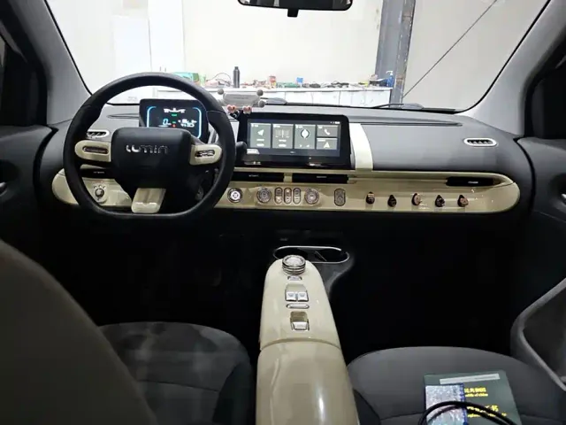 Changan Lumin — Фото автомобиля 12
