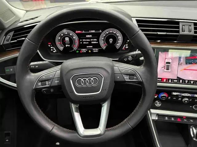 Audi Q3 — Фото автомобиля 8