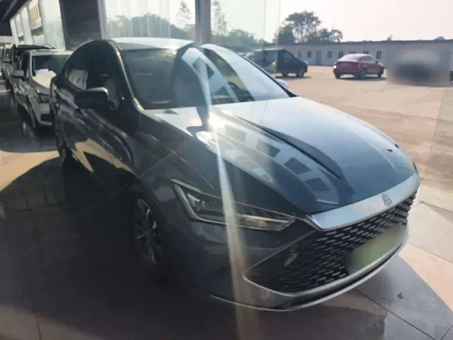 BYD Qin PLUS — Фото автомобиля 3