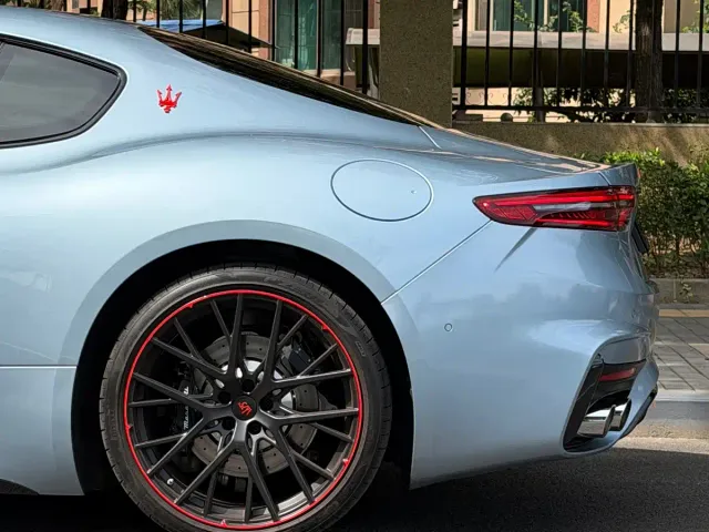 Maserati GranTurismo — Фото автомобиля 22