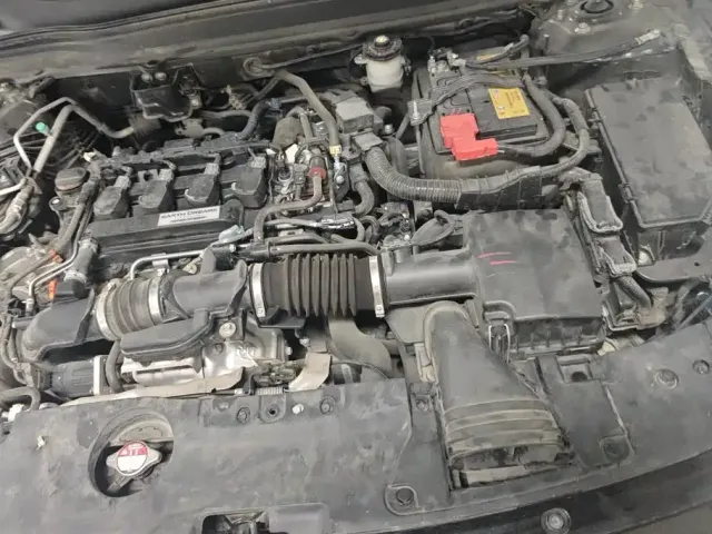 Honda Accord — Фото автомобиля 10