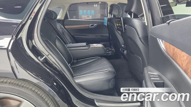 Genesis G80 Бензин 3.5 турбо AWD — Фото автомобиля 12