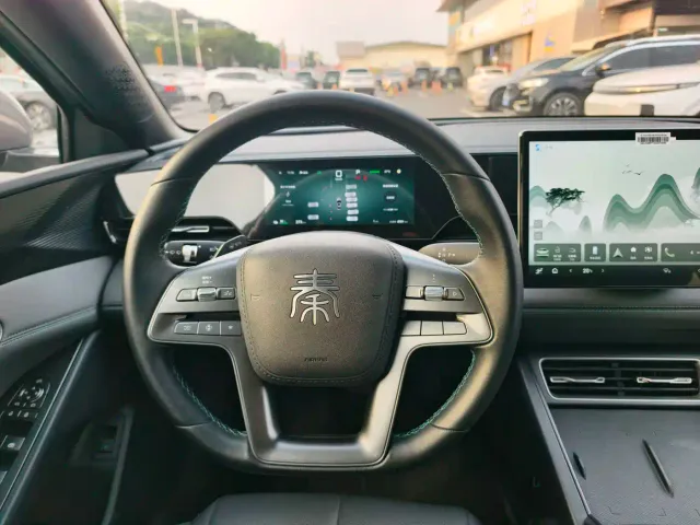 BYD Qin L — Фото автомобиля 10