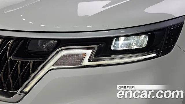 Kia Canival Carnival 4 поколение Бензин 9 мест Prestige — Фото автомобиля 20