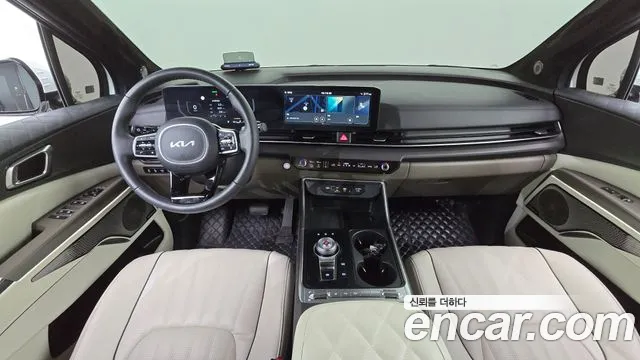 Kia Carnival Generation 4 — Фото автомобиля 10