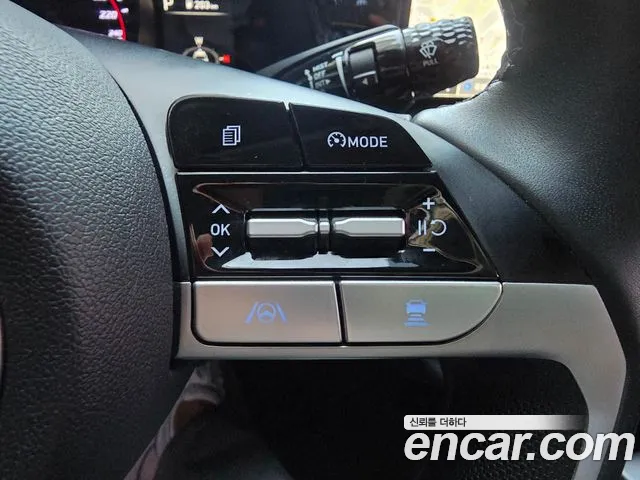 Hyundai Avante CN7 — Фото автомобиля 11