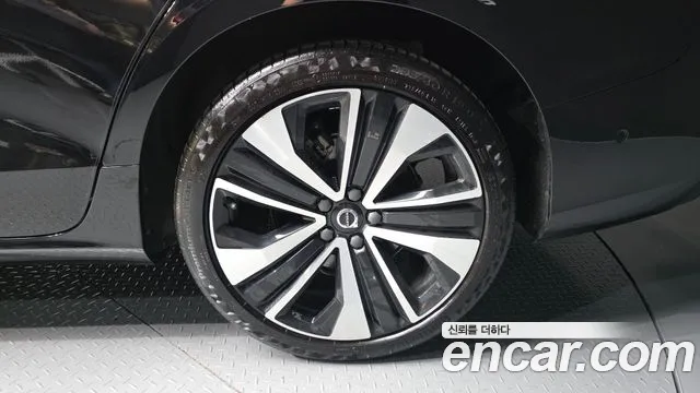 Вольво S60 S60 третьего поколения B5 Ultimate Bright — Фото автомобиля 5