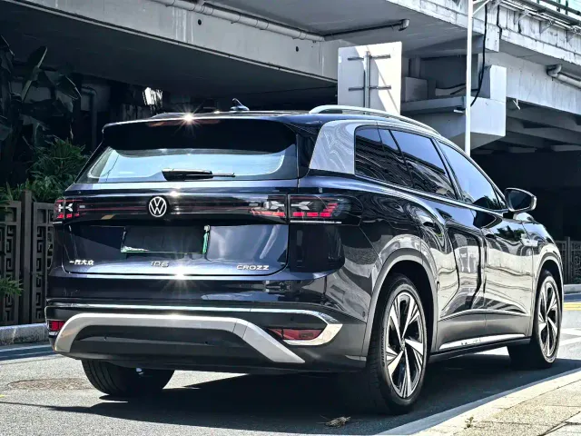 Volkswagen ID.6 Crozz — Фото автомобиля 16