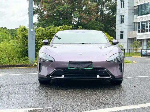 Xiaomi SU7 — Фото автомобиля 2