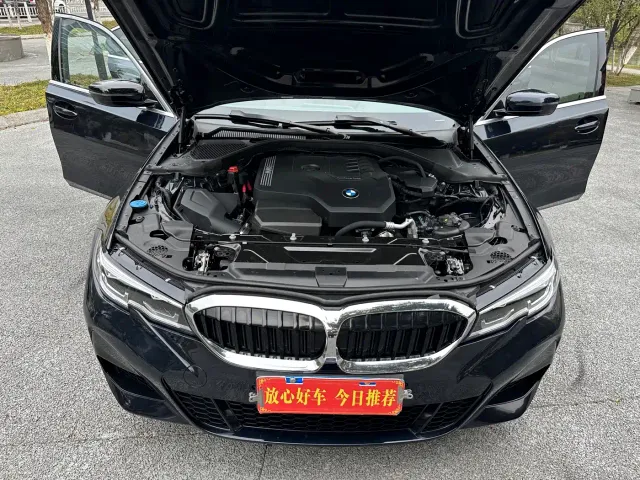 BMW 3 Series — Фото автомобиля 16