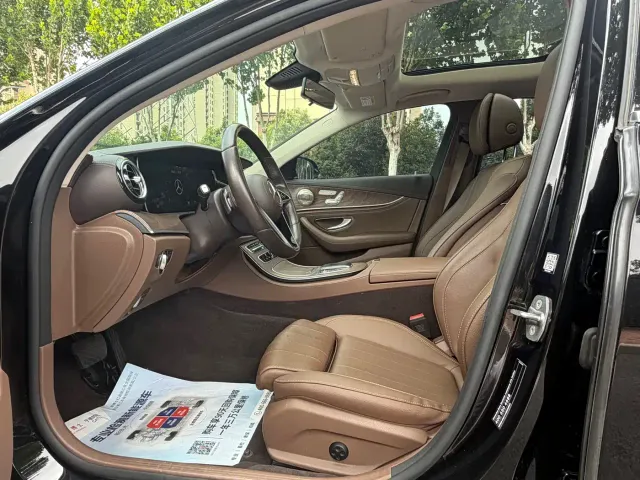 Mercedes-Benz E-Class — Фото автомобиля 7