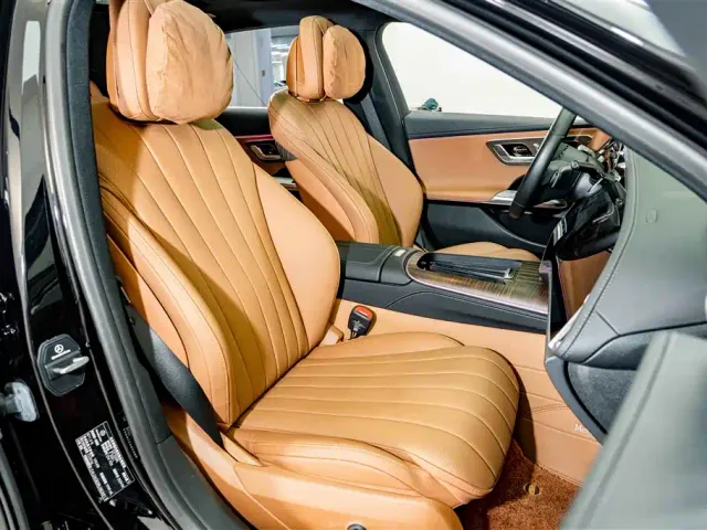 Mercedes-Benz E-Class — Фото автомобиля 19