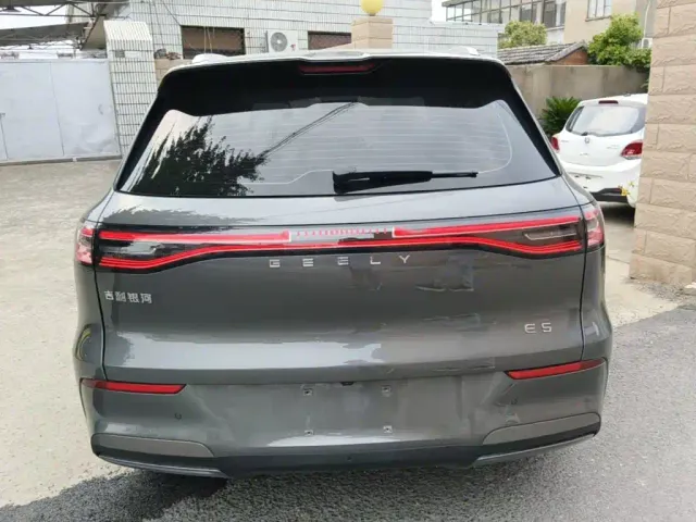 Geely Galaxy E5 — Фото автомобиля 5