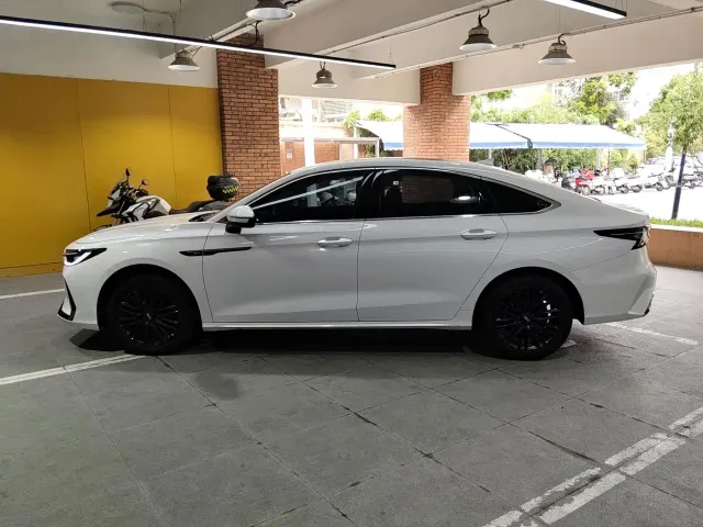 Chery Arrizo 8 — Фото автомобиля 2
