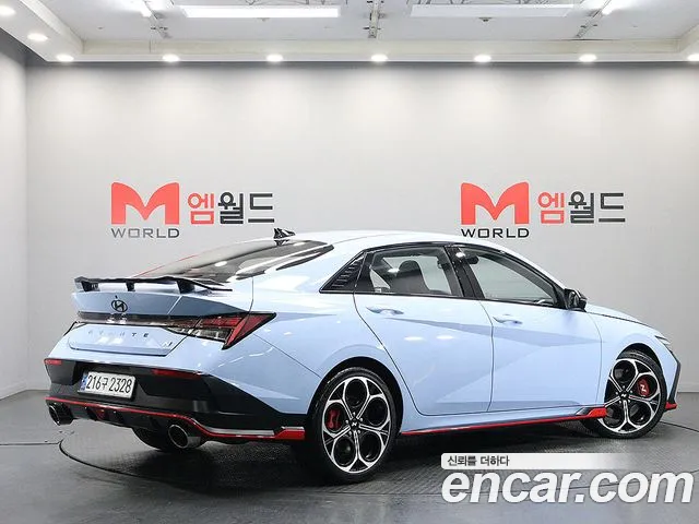 Hyundai AVANTE — Фото автомобиля 3