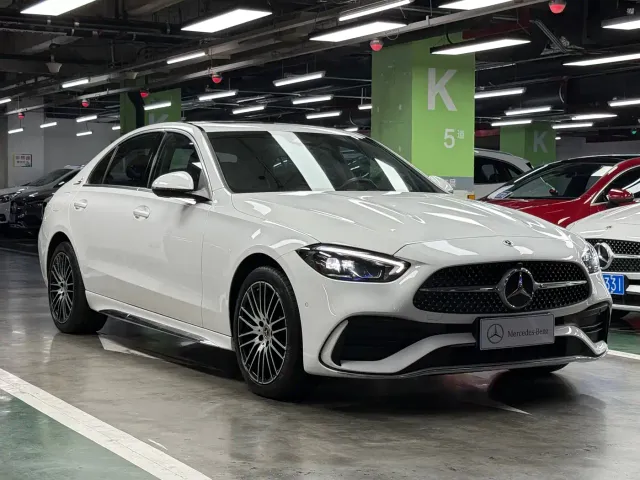 Mercedes-Benz C-Class — Фото автомобиля 3