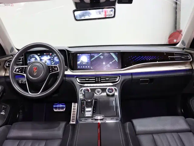 Hongqi H9 — Фото автомобиля 11